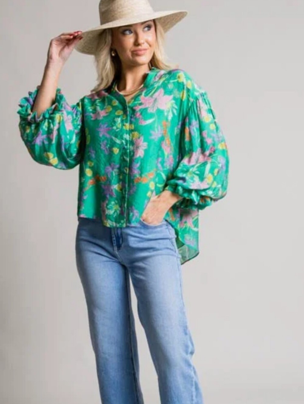 FATE Floral Blouse 3/4 Sleeve Flowy Top Balloon Sleeve Ruffle Green Medium